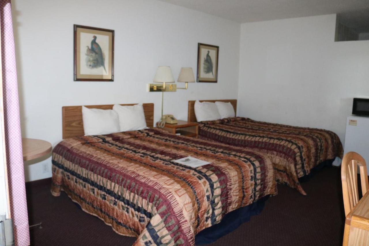 Dakota Inn Huron Екстер'єр фото
